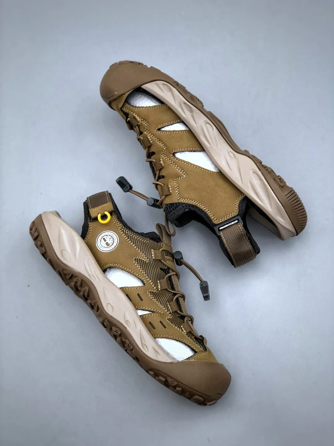 Local pick-up 440💰 Support store E/Timberland Timberland/Timberland sandals classic 25ss new model classic re-engineering new upgrade Guangdong factory quality original box original packaging The fabric is made of top Italian frosted cowhide with anti-odor and anti-corrosion genuine leather latex insoles to give you a perfect wearing experience quality and durable, a must-have for men who are not handsome. High-quality feet feel first-class exclusive supply Size: 39 40 41 42 43 44